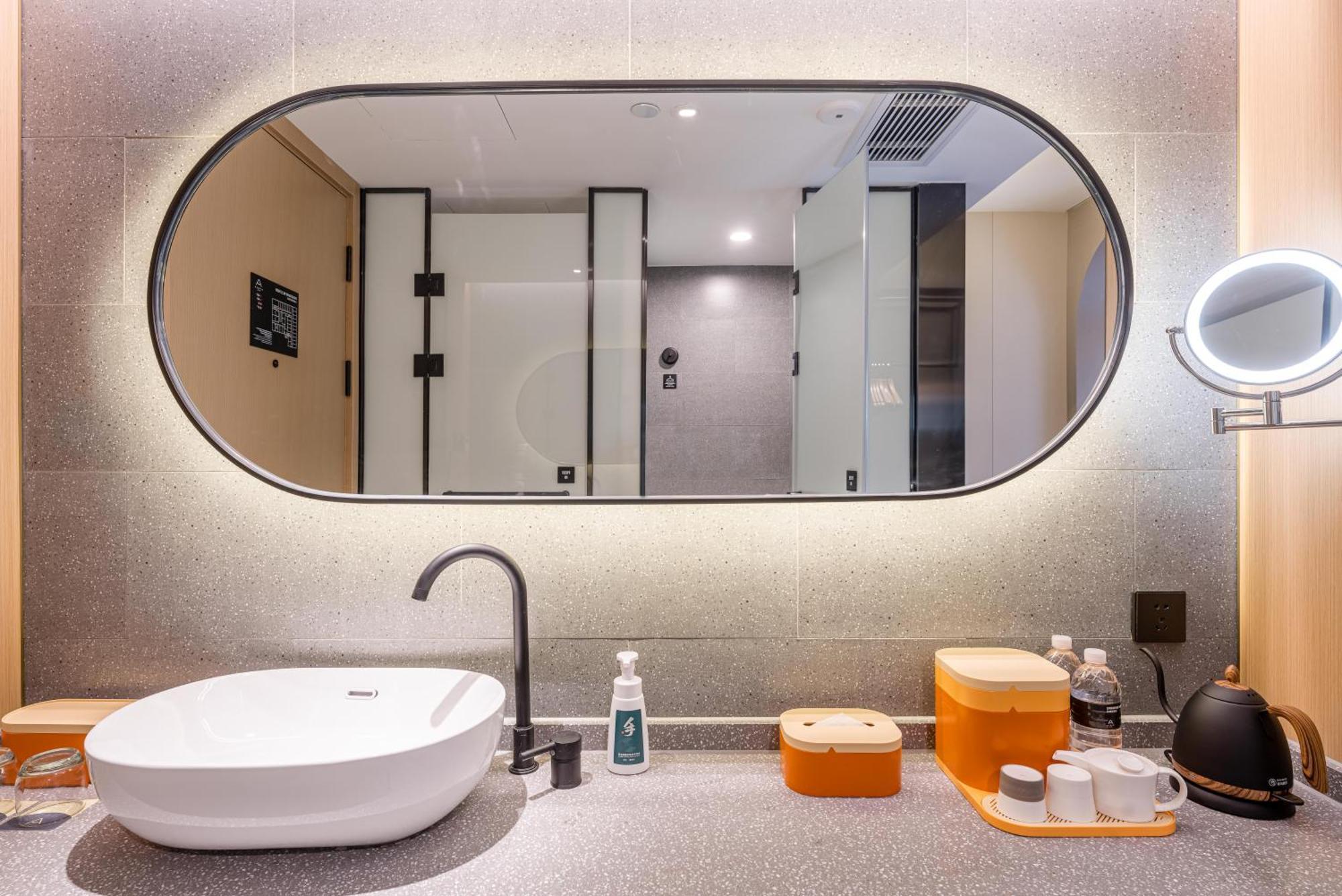 Atour Hotel Shanghai World Expo West Gaoke Road Экстерьер фото